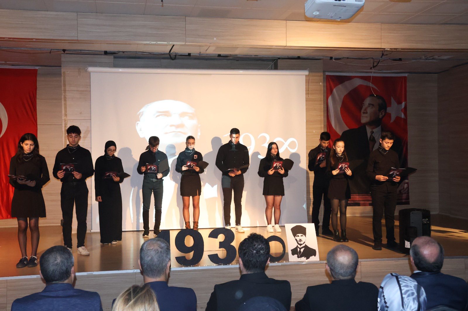 Gazi Mustafa Kemal Atatürk'ün vefatının 87. yıl dönümünde - Görsel 3